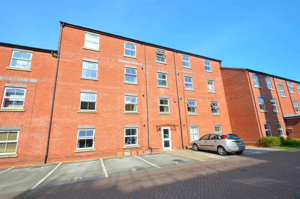 Burton Court, Oxford Street, Long Eaton 2 bed apartment £107,500