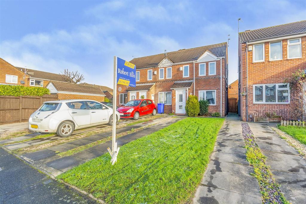 Bosworth Way, Long Eaton 2 bed townhouse £155,000