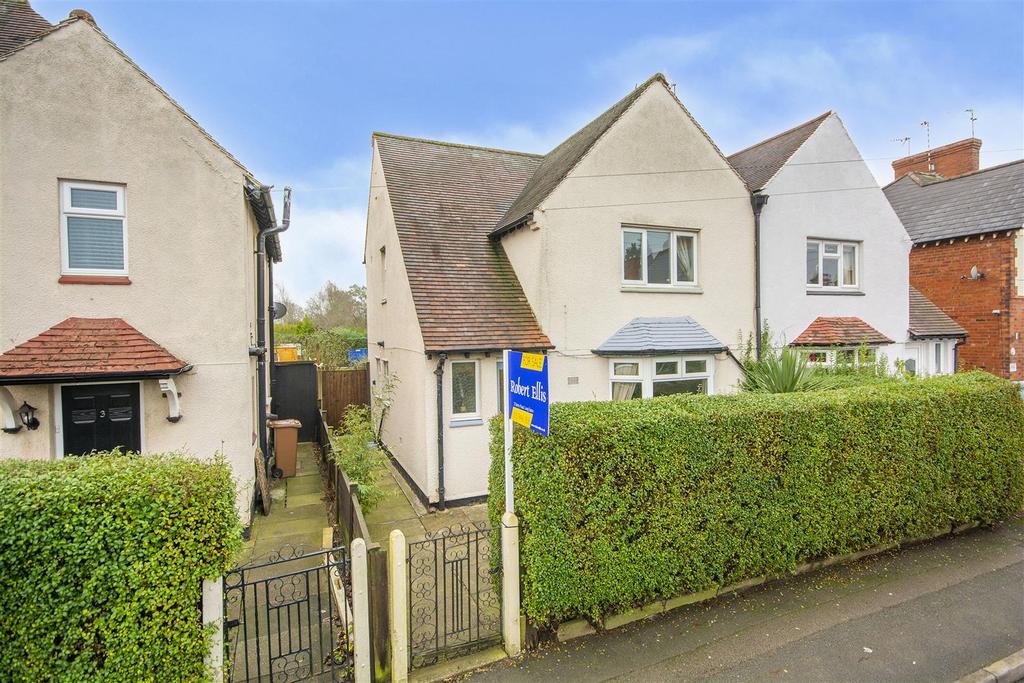 Ravensdale Avenue, Long Eaton 3 bed semidetached house £185,000