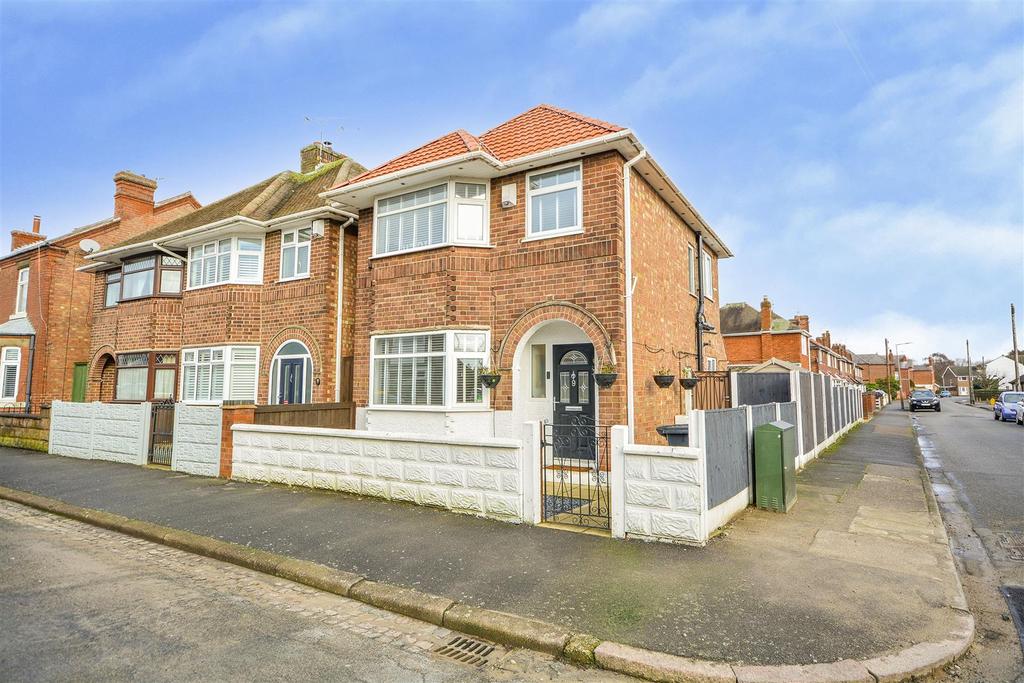 Charles Street, Long Eaton 3 bed detached house £264,950