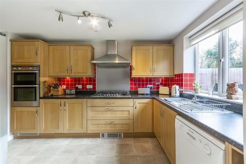8 Lace Makers Close, Borrowash, Derby, DE72 3WR