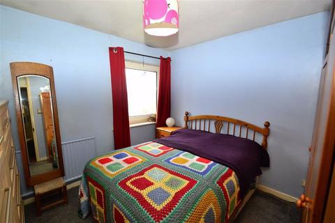 8 Framlingham Drive, Caversham, Reading, RG4 6RE