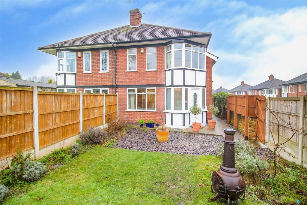 Bramcote Lane, Chilwell 3 bed semidetached house £210,000