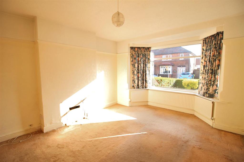 Sidney Road, Beeston, Nottingham 3 bed detached house £275,000