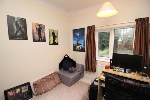 46 Anderson Crescent, Beeston, Nottingham, NG9 2PT