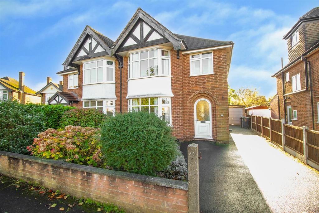 Clumber Avenue, Chilwell, Nottingham 3 bed semidetached house £280,000