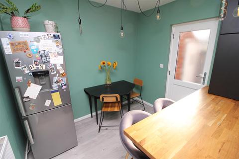 23 Victory Road, Beeston, Nottingham, NG9 1LH