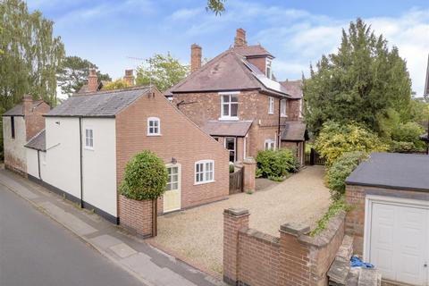 5 Barratt Lane, Attenborough, Nottingham, NG9 6AD