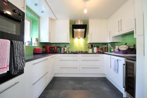 5 Alderman Close, Beeston, Nottingham, NG9 2RH