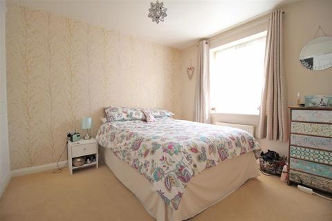5 Alderman Close, Beeston, Nottingham, NG9 2RH