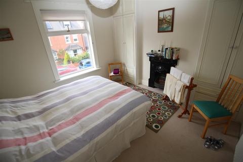 40 Abbey Road, Beeston, Nottingham, NG9 2QF