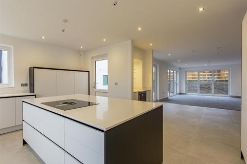 5 Baxter Green, Bramcote, Nottingham, NG9 3TB