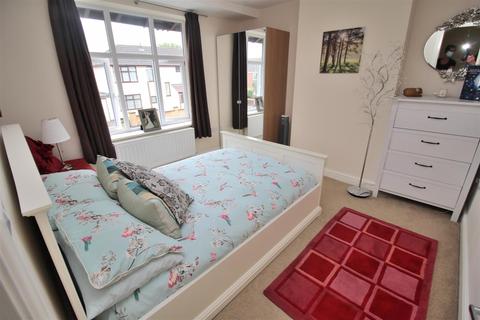 59 Abbey Road, Beeston, Nottingham, NG9 2QH
