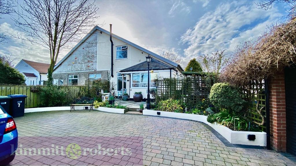 Ambleside Avenue, Seaham 3 bed semidetached bungalow £245,000