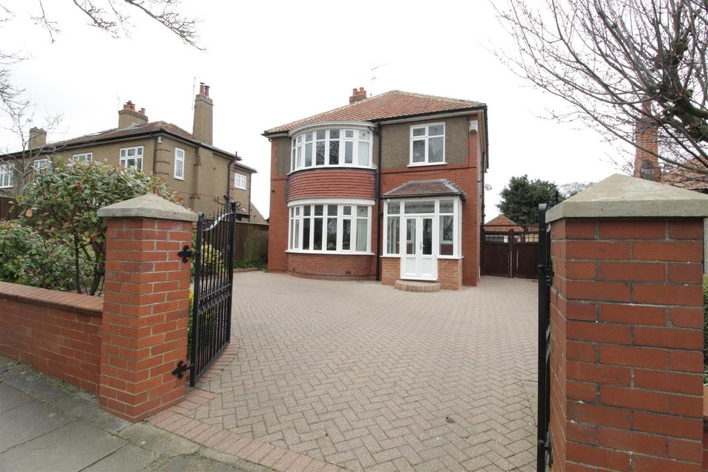 Coniscliffe Road, Darlington 3 bed detached house for sale £350,000