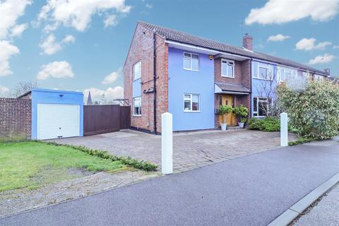 60 Elmbridge, Harlow, CM17 0JX