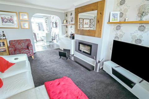 60 Elmbridge, Harlow, CM17 0JX