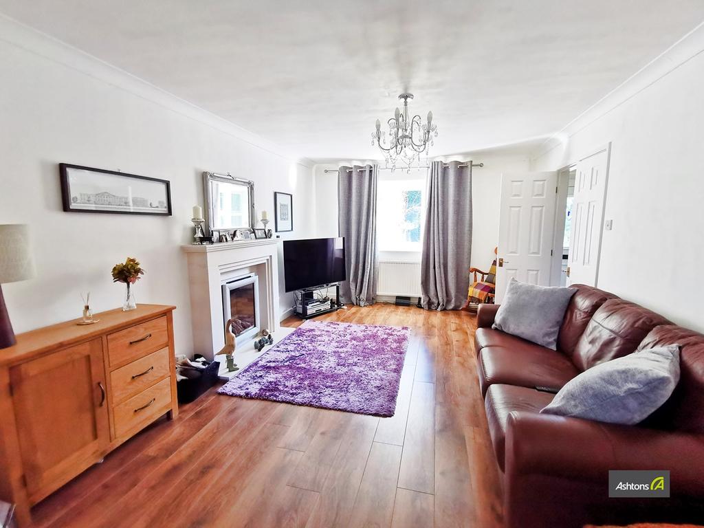 Penmark Close, Callands, Warrington, WA5 4 bed detached house £345,000