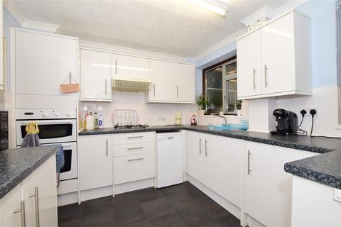 39 Treyford Close, Crawley, RH11 0JW
