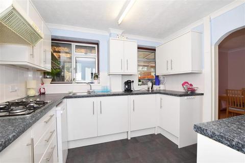 39 Treyford Close, Crawley, RH11 0JW