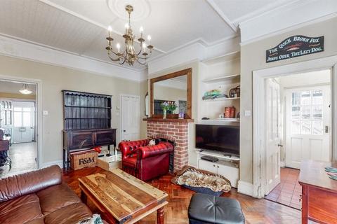 39 Loveday Road, London, W13 9JT
