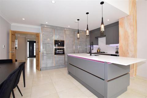 23 Fellowes Road, Carshalton, SM5 2SX