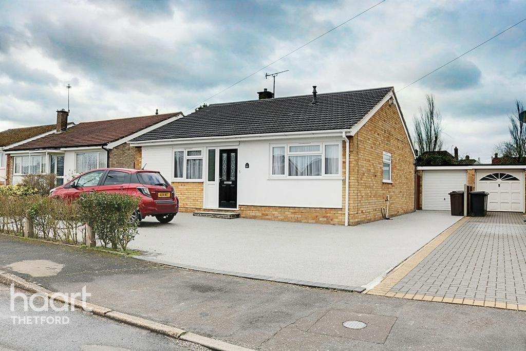 Redgate, Thetford 2 bed detached bungalow £310,000
