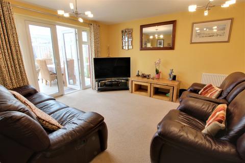 8 Appleton Close, Clanfield, Waterlooville, PO8 0ZG
