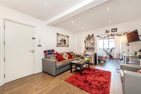 1 bedroom flat to rent, Bowmans Mews, London