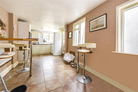 53 Smeaton Road, London, SW18 5JJ