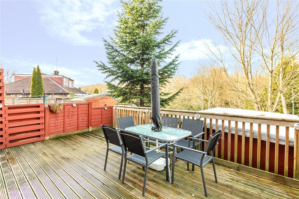 Chudleigh Road, Crumpsall, Manchester, M8 3 bed terraced house £145,000