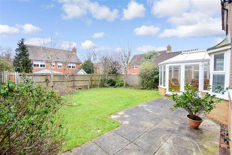 36 Chestnut Close, Kings Hill, West Malling, ME19 4FP