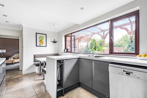 21 Lionel Road, London, SE9 6DQ
