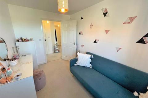 40 Broadview Close, Kingsnorth, Ashford, TN25 7AQ
