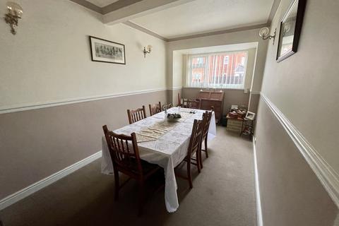 50 Beck Street, Carlton, Nottingham, NG4 1RU
