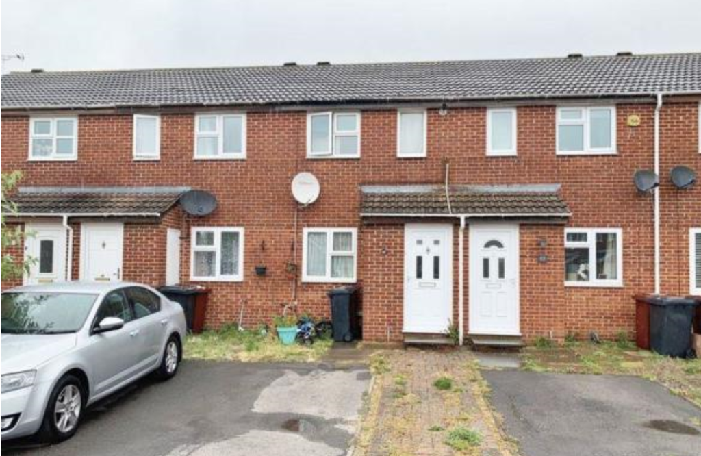 Caernarvon Road, Chichester PO19 1 bed in a house share £400 pcm (£92 pw)