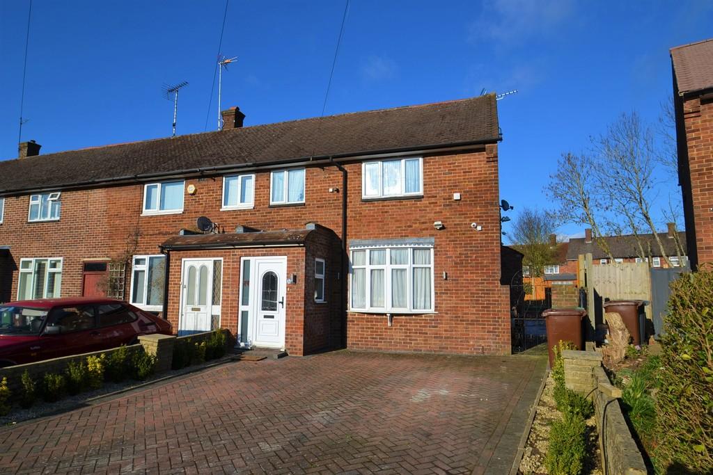 Linton Avenue, Borehamwood 3 bed end of terrace house £595,000