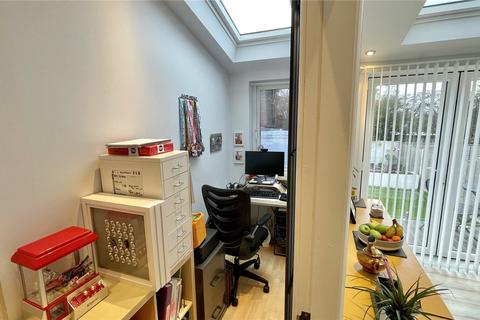 3 Allendale Road, Barnsley, S75 1BL