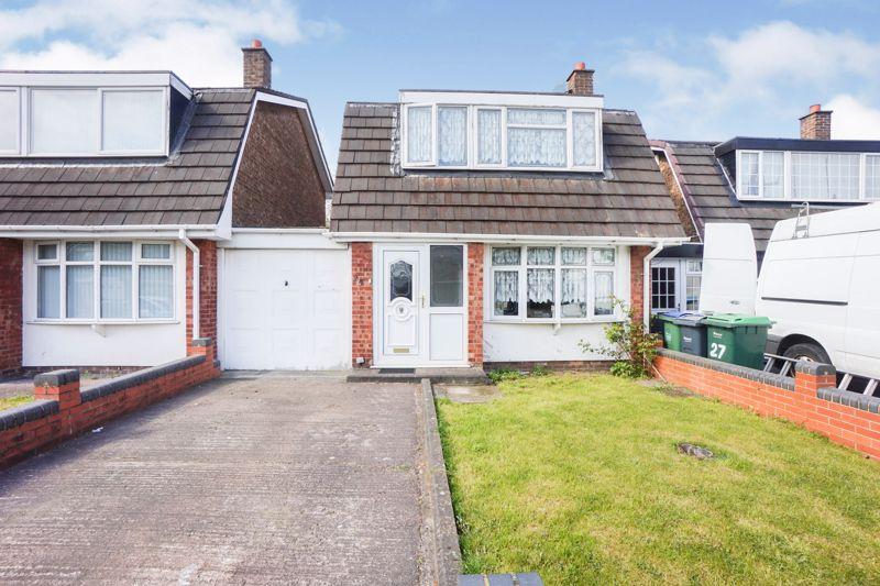 Shelton Close, Wednesbury 3 bed detached house £190,000