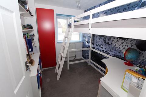 10 Honiton Way, Walsall, WS9 0JS