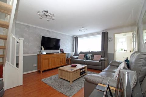 11 Curlew Close, South Croydon, CR2 8QT