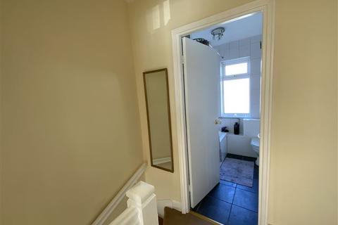 17 Emerson Crescent, Sheffield, S5 7ST