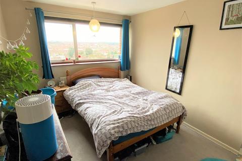 85 Queensdown Gardens, Bristol, BS4 3JD