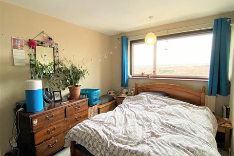 85 Queensdown Gardens, Bristol, BS4 3JD