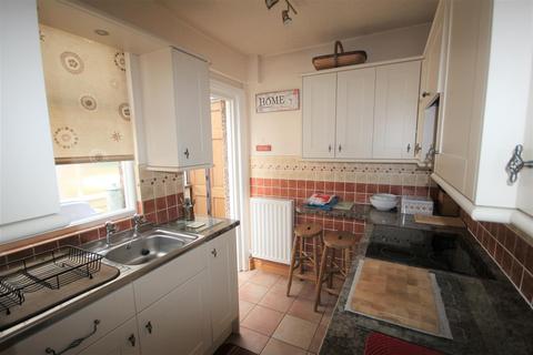47 Dilhorne Road, Cheadle, Stoke-on-trent, ST10 1PT