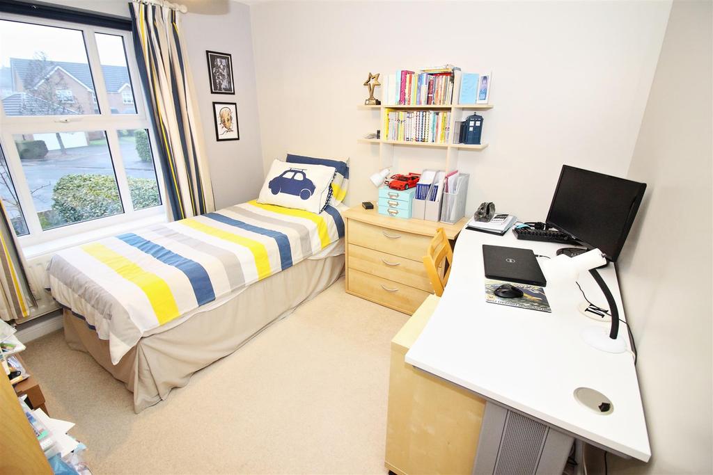 Bed2.JPG