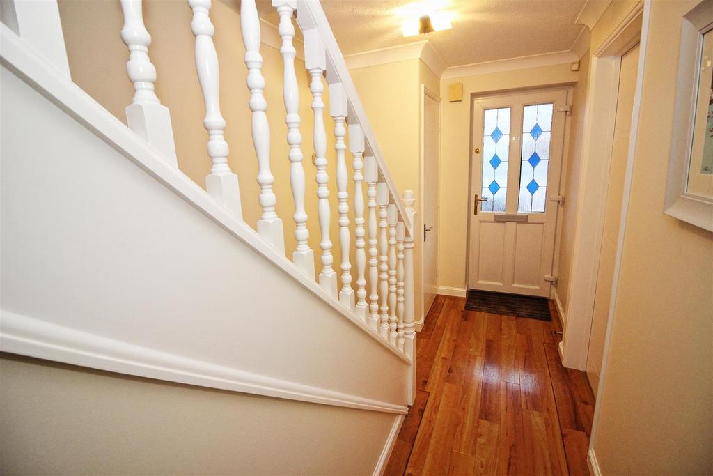 Hallway.JPG