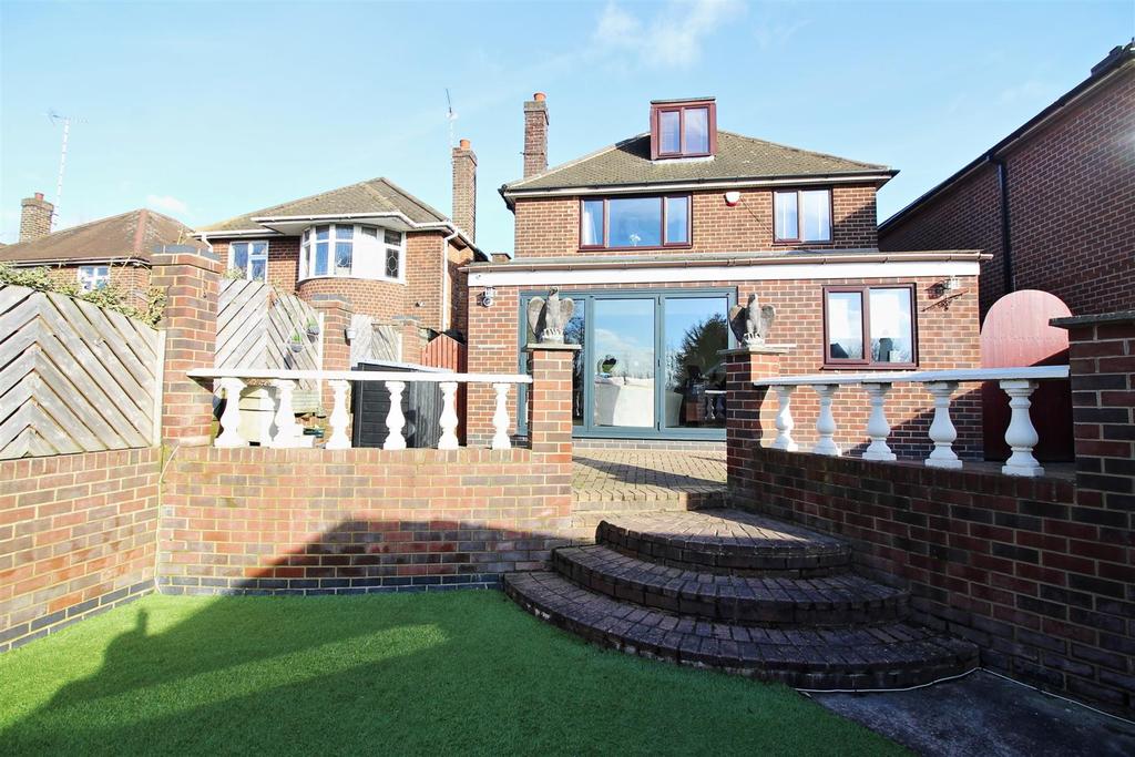 Ilkeston Road, Trowell, Nottingham 3 bed detached house £375,000