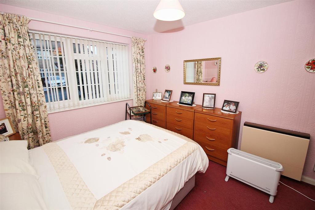 Bedroom.JPG