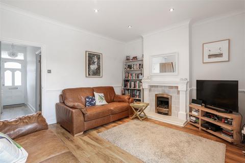 38 Cranfield Road East, Carshalton, SM5 4LR